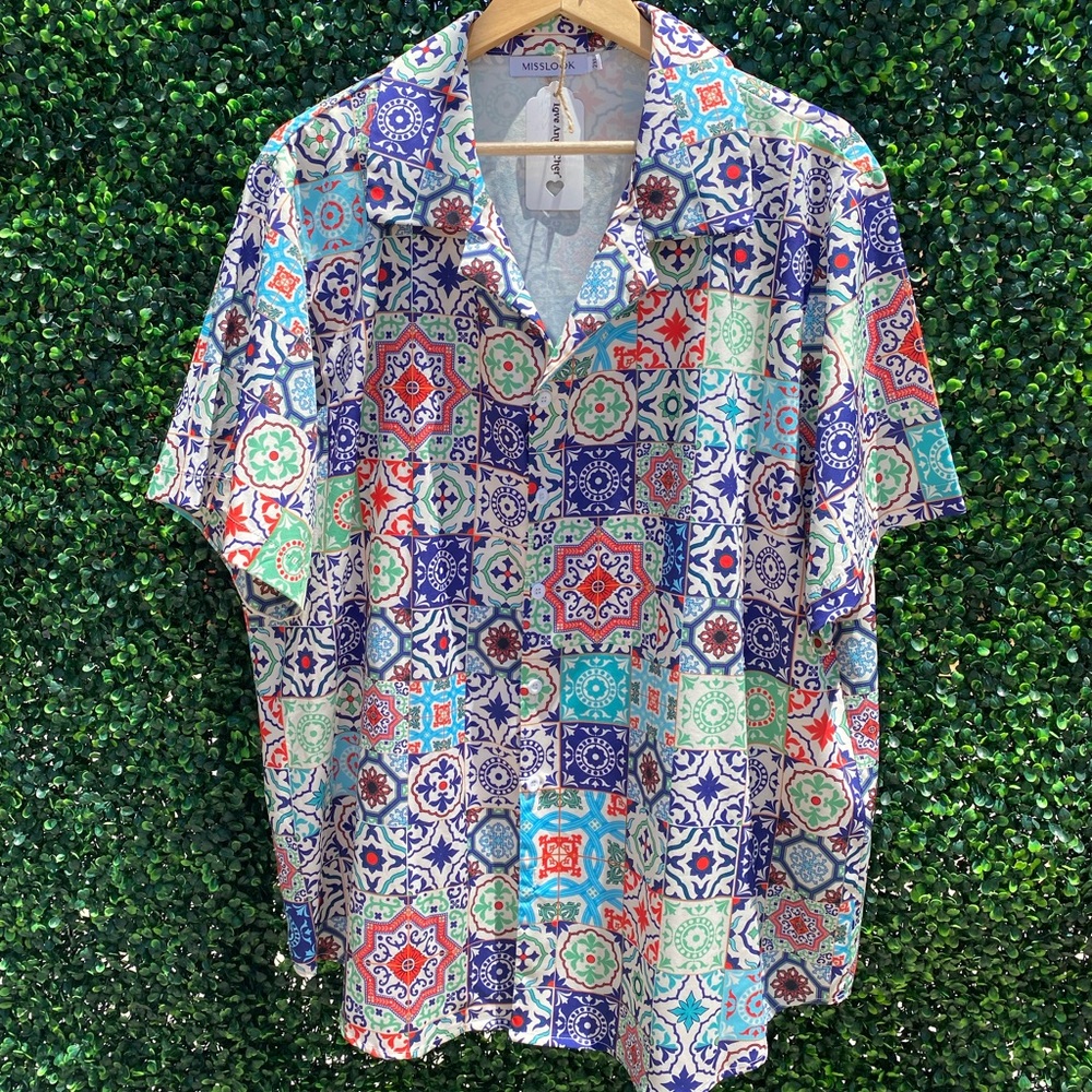 *SOLD* Mosaic Tile Button-Up